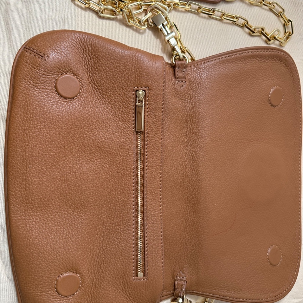 Tory Burch Amanda Crossbody Purse - Picture 4 of 9
